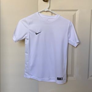 UniSex White Nike Top